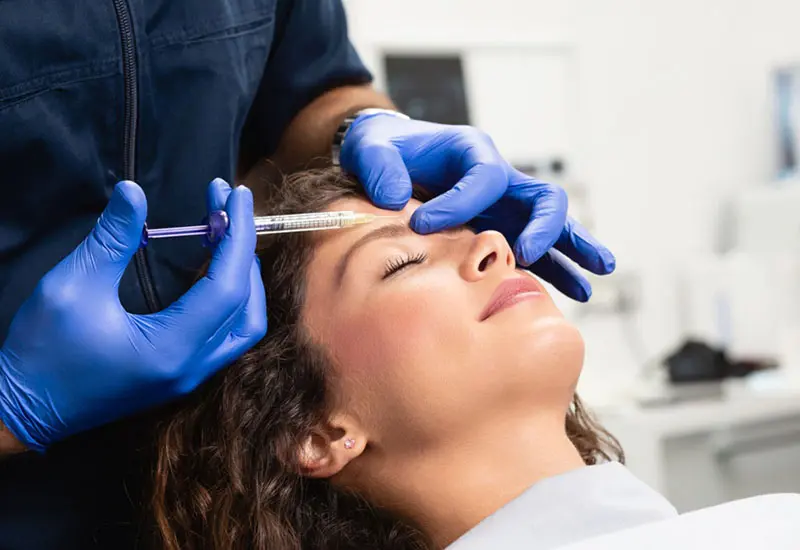 Botox Injektion Gesicht Faltenbehandlung